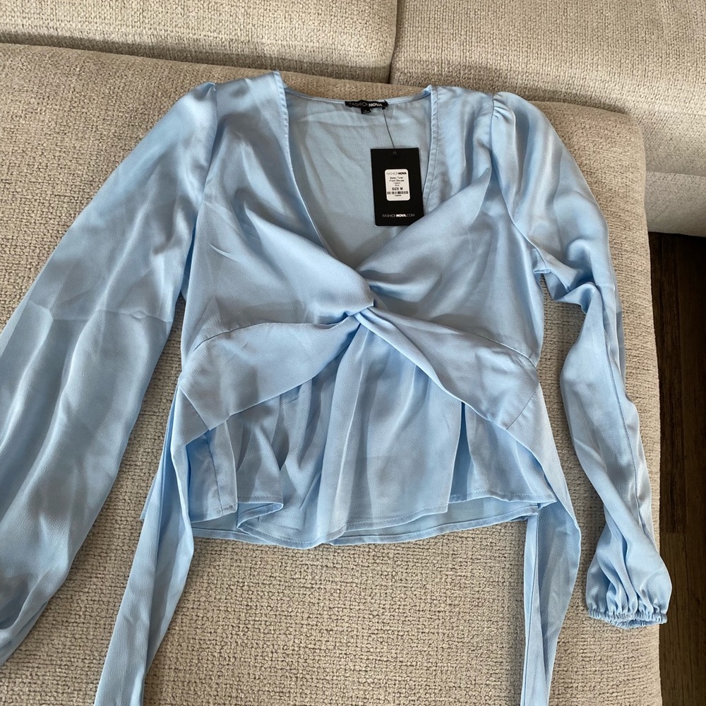 Fashionnova blouse